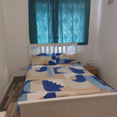 לונדון Holiday Villa מראה חיצוני תמונה